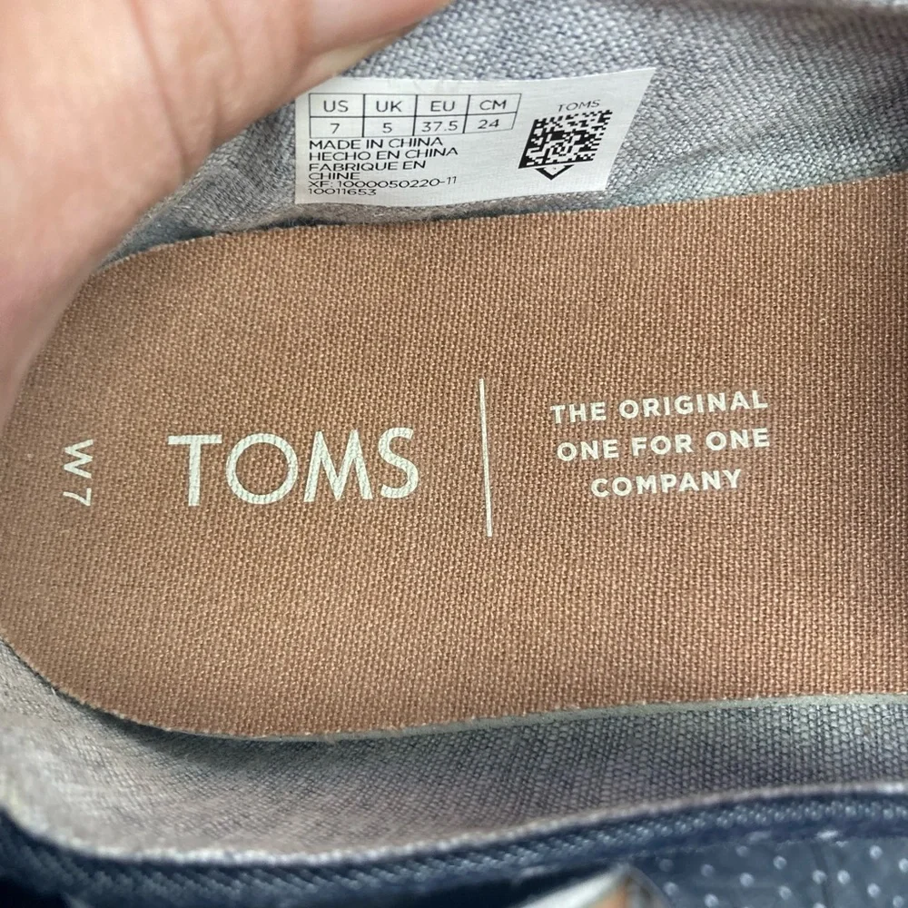 Toms Canvas Slip-on Shoes - Picture 8 of 8